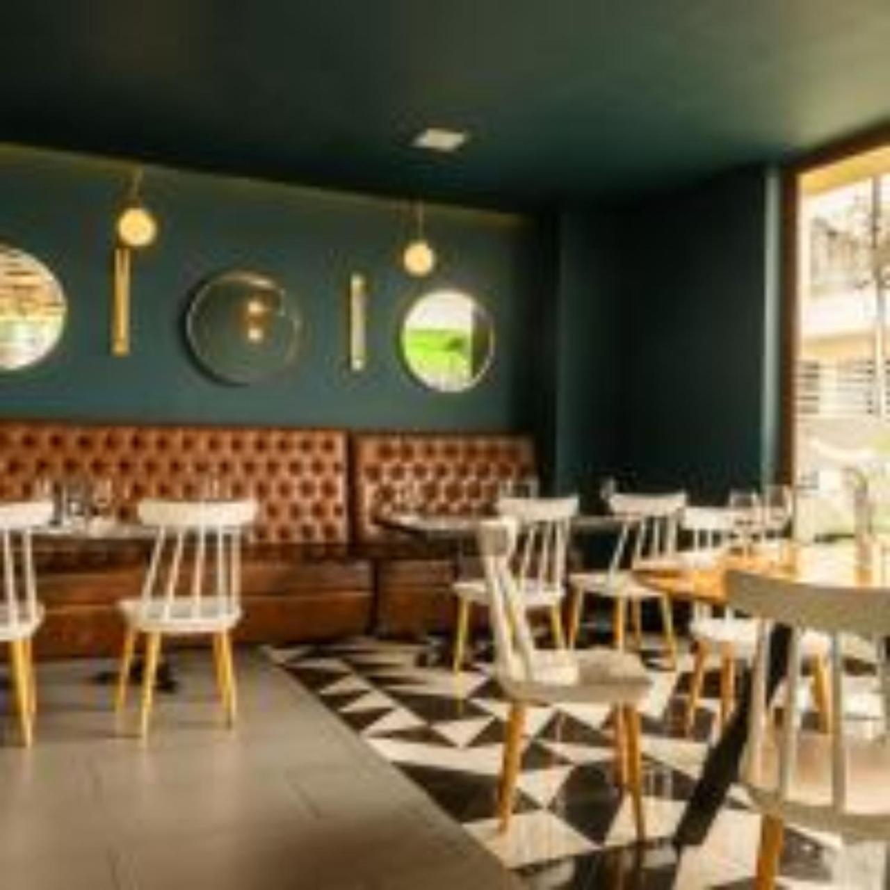 Quo Quality Hotel Manizales Bagian luar foto Restaurant interior