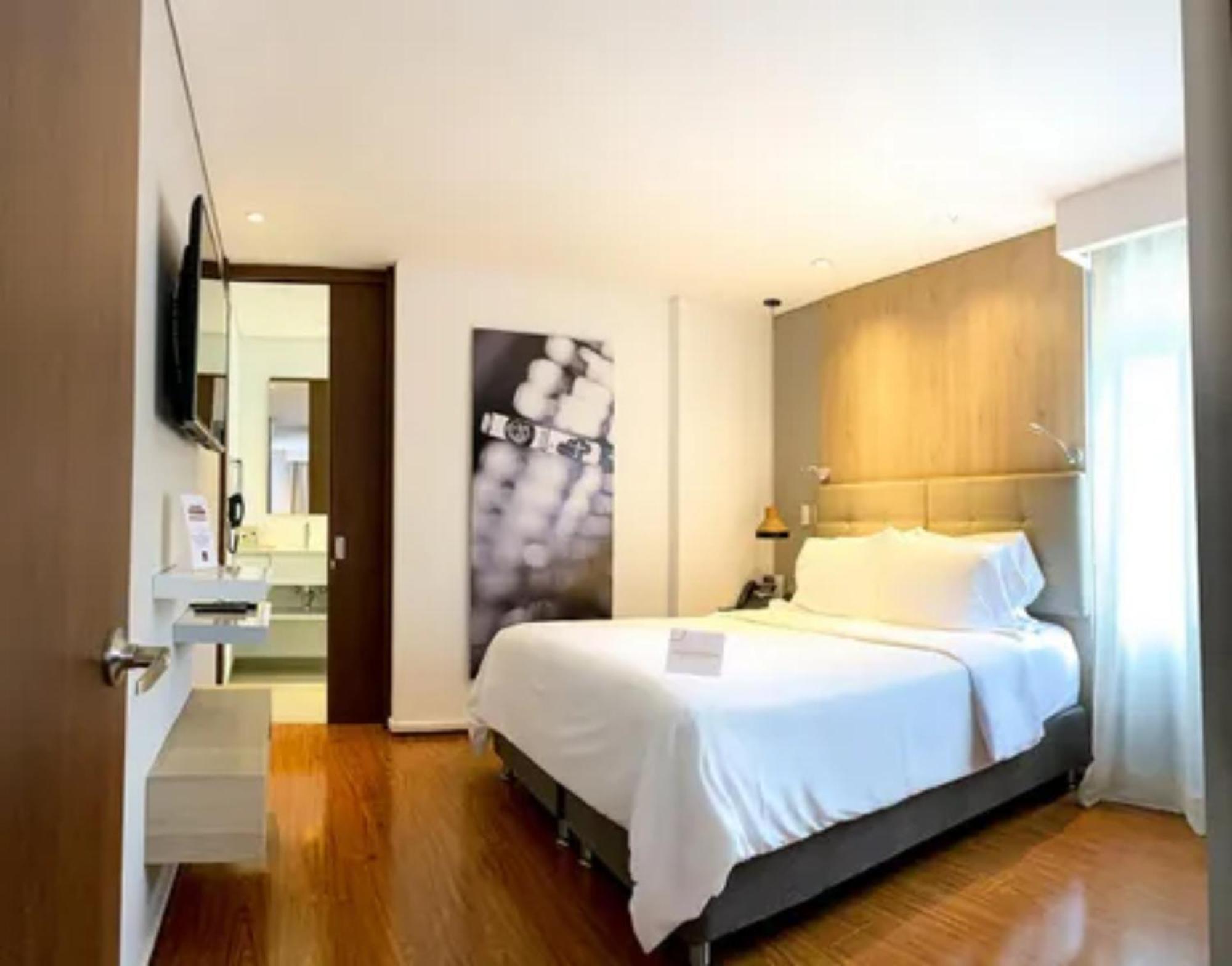 Quo Quality Hotel Manizales Bagian luar foto Deluxe Room